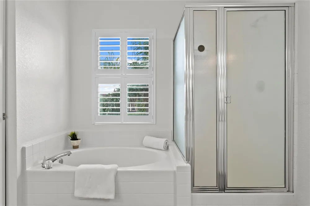 2741 VIA CIPRIANI #914A Clearwater, FL 33764