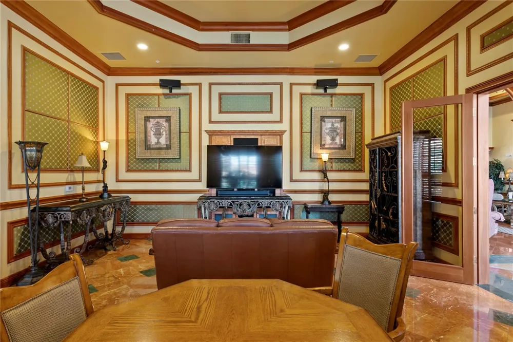 2741 VIA CIPRIANI #914A Clearwater, FL 33764