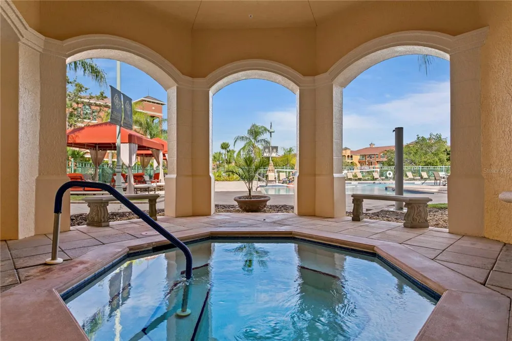 2741 VIA CIPRIANI #914A Clearwater, FL 33764