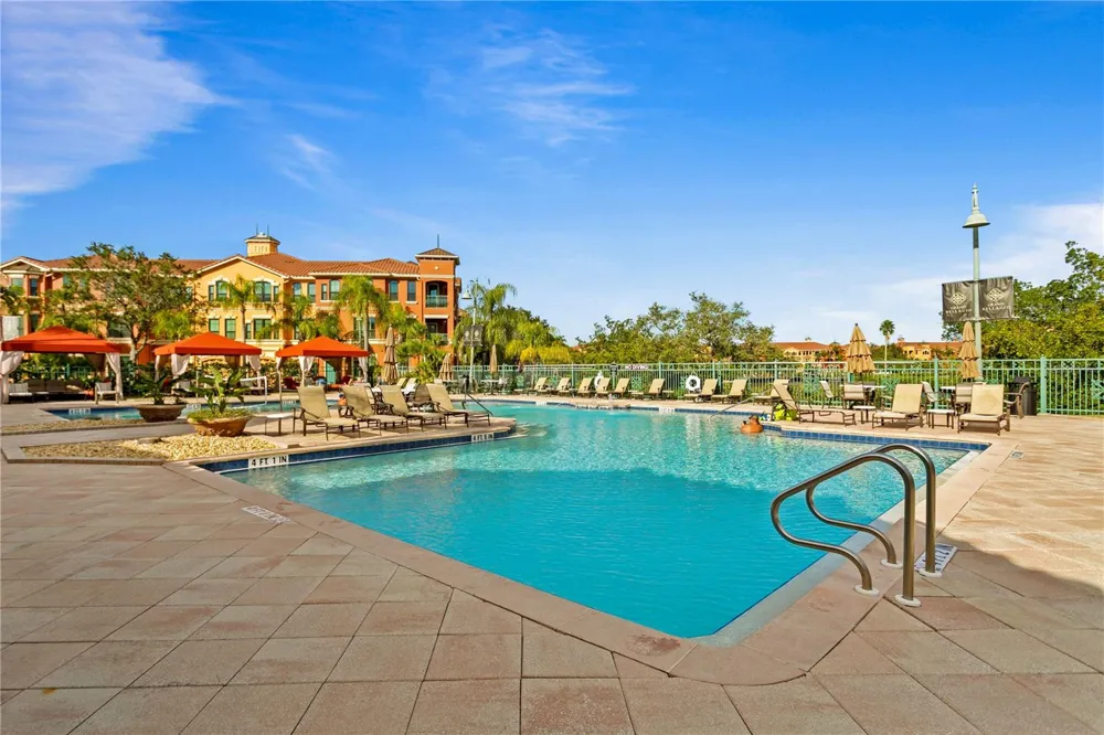 2741 VIA CIPRIANI #914A Clearwater, FL 33764