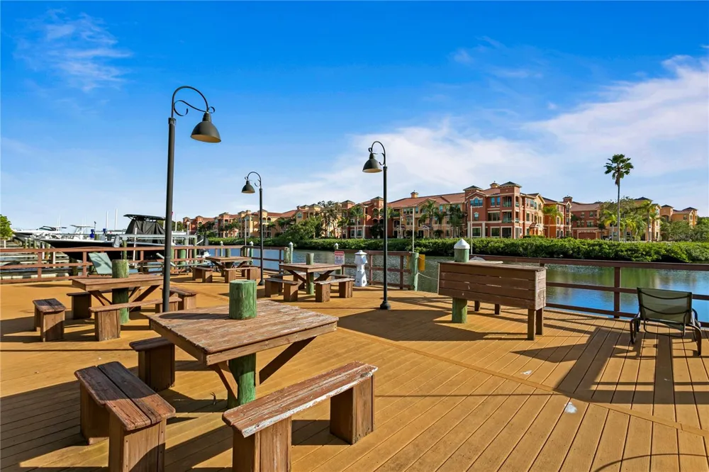 2741 VIA CIPRIANI #914A Clearwater, FL 33764