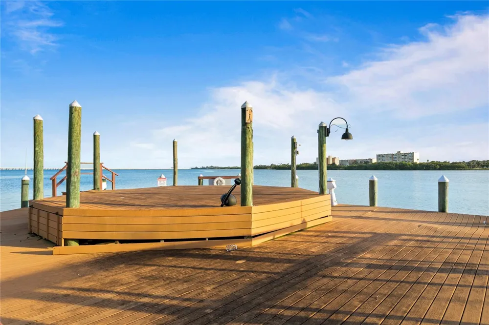 2741 VIA CIPRIANI #914A Clearwater, FL 33764