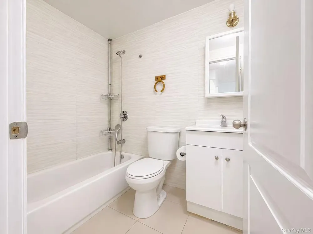 9017 56th Avenue Elmhurst, NY 11373