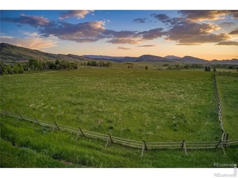 4930 Caribou Springs Trail