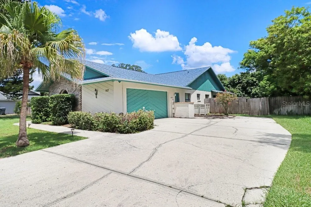 507 SPORTSMAN PARK DRIVE Seffner, FL 33584