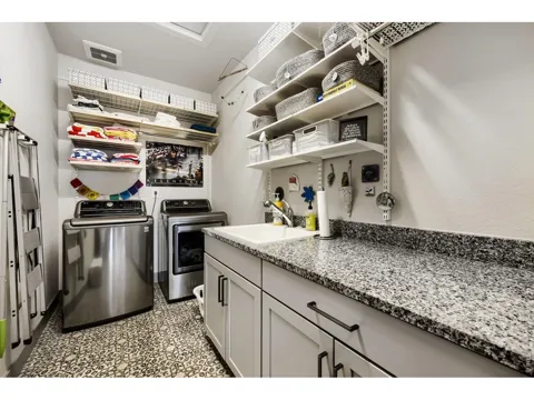 18401 W 93rd Place
