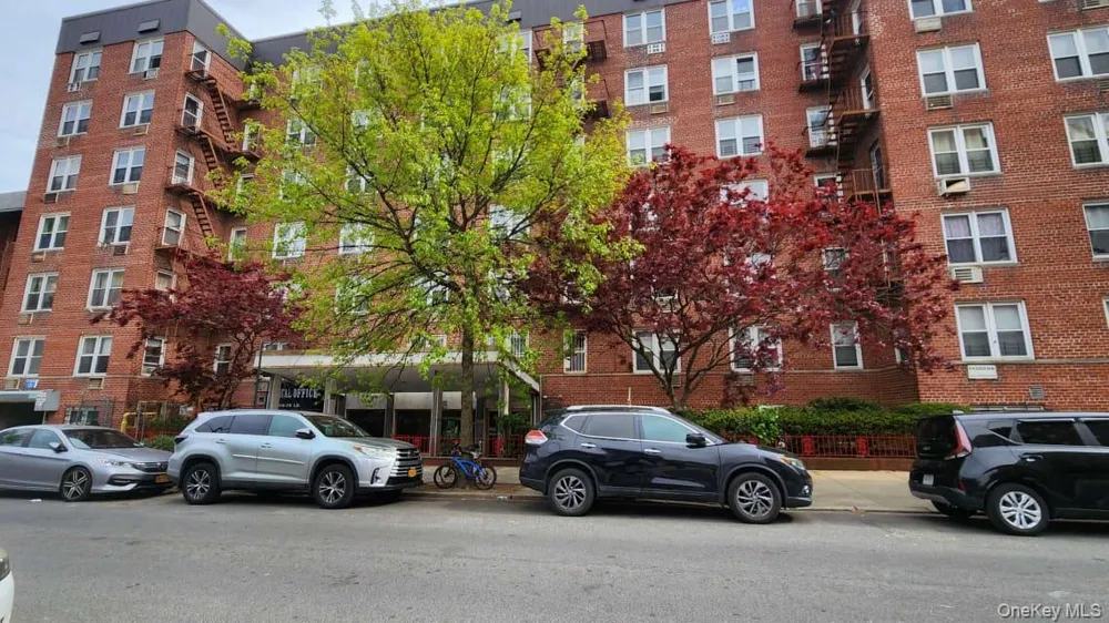 37th Ave 144-24 #5B Flushing, NY 11354