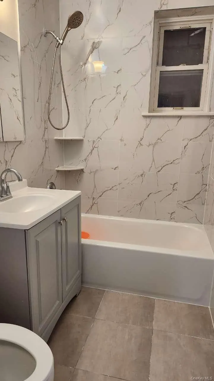37th Ave 144-24 #5B Flushing, NY 11354