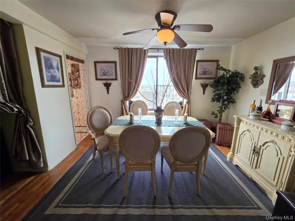 129 Beach 118th Street #5A Rockaway Park, NY 11694