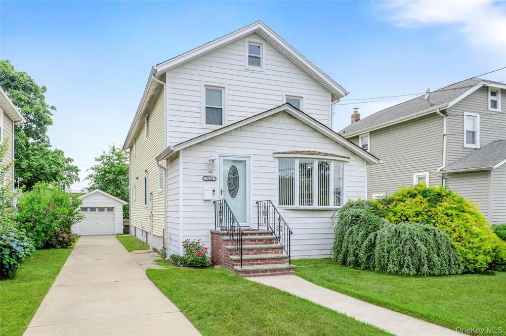 3124 Ralph Avenue Oceanside, NY 11572