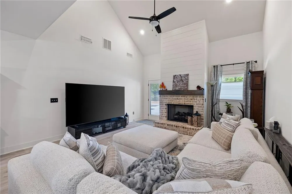 40 Puckett Road SE Emerson, GA 30137