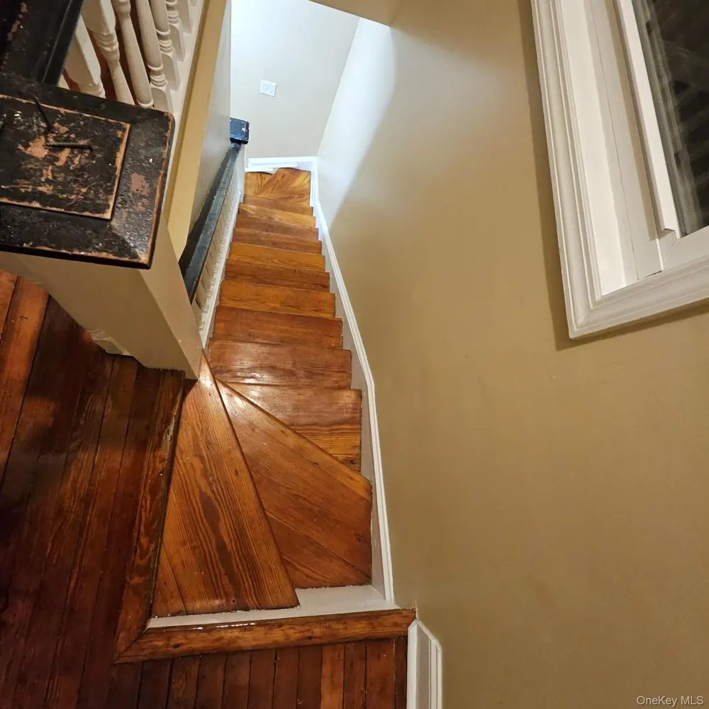 607 S 5th Avenue #2nd Flr Duplex Mount Vernon, NY 10550