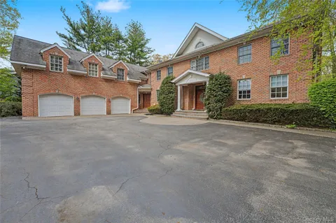 12 Chauncey Place
