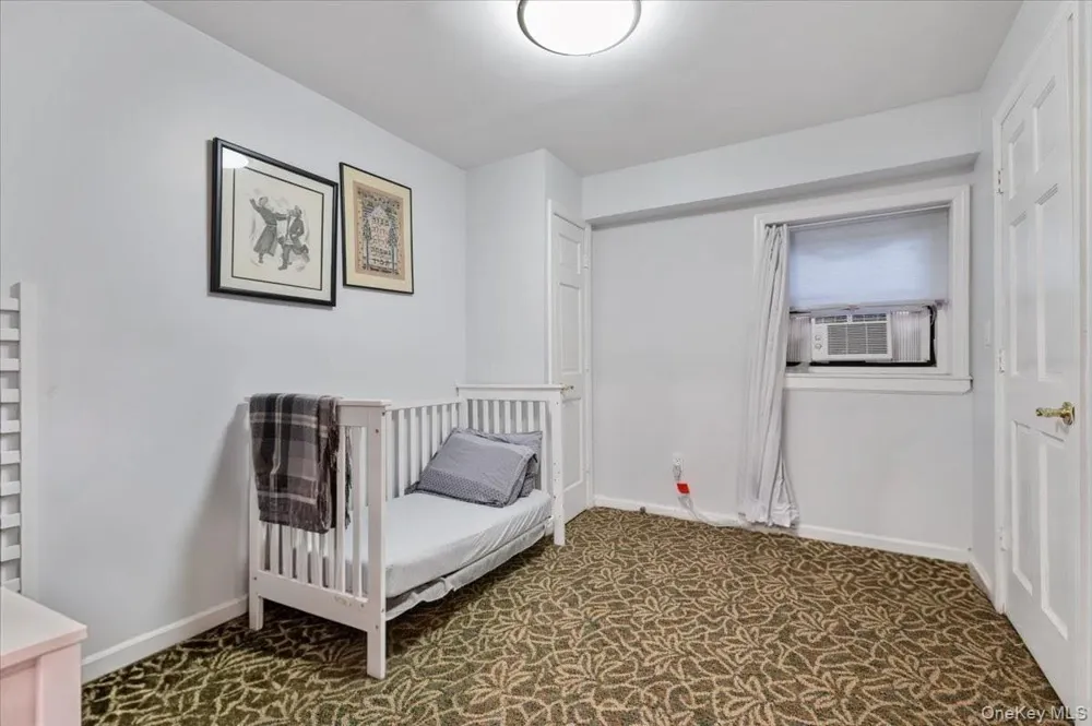 421 Broadway Lawrence, NY 11559