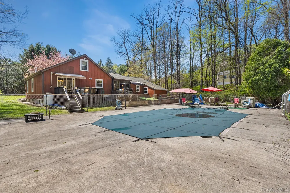 11 Hustis Road Cold Spring, NY 10516