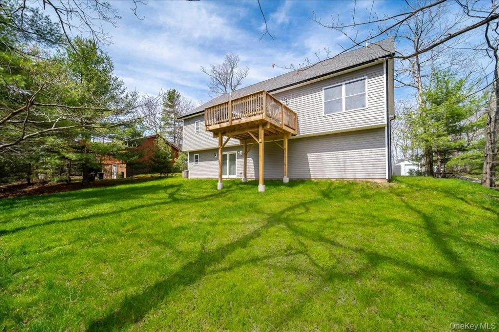 68 Picadilly Circle Rock Hill, NY 12775