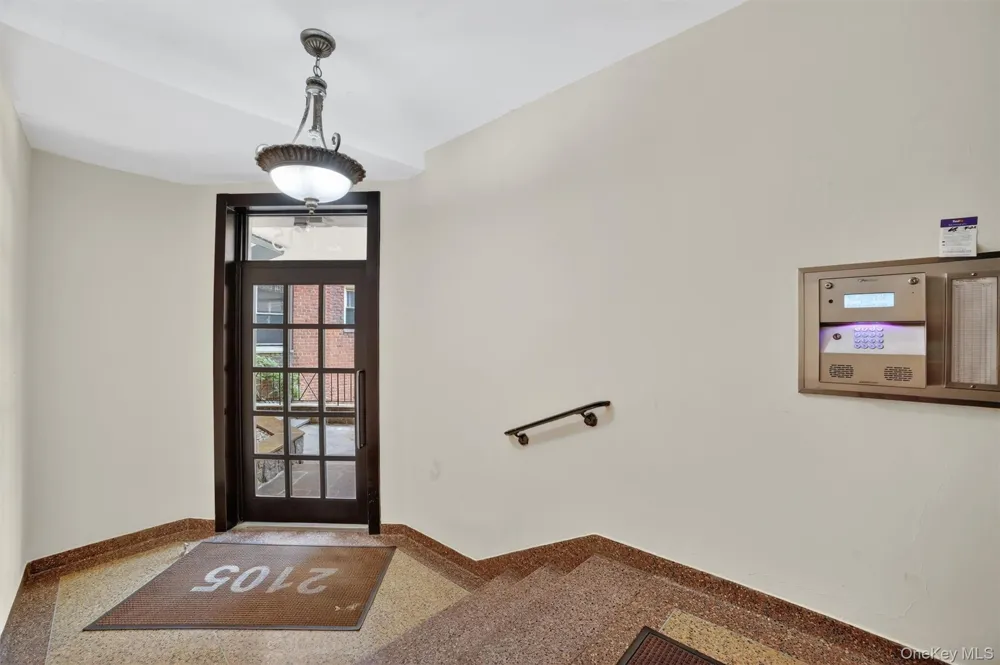 2105 Wallace Avenue #2A Bronx, NY 10462