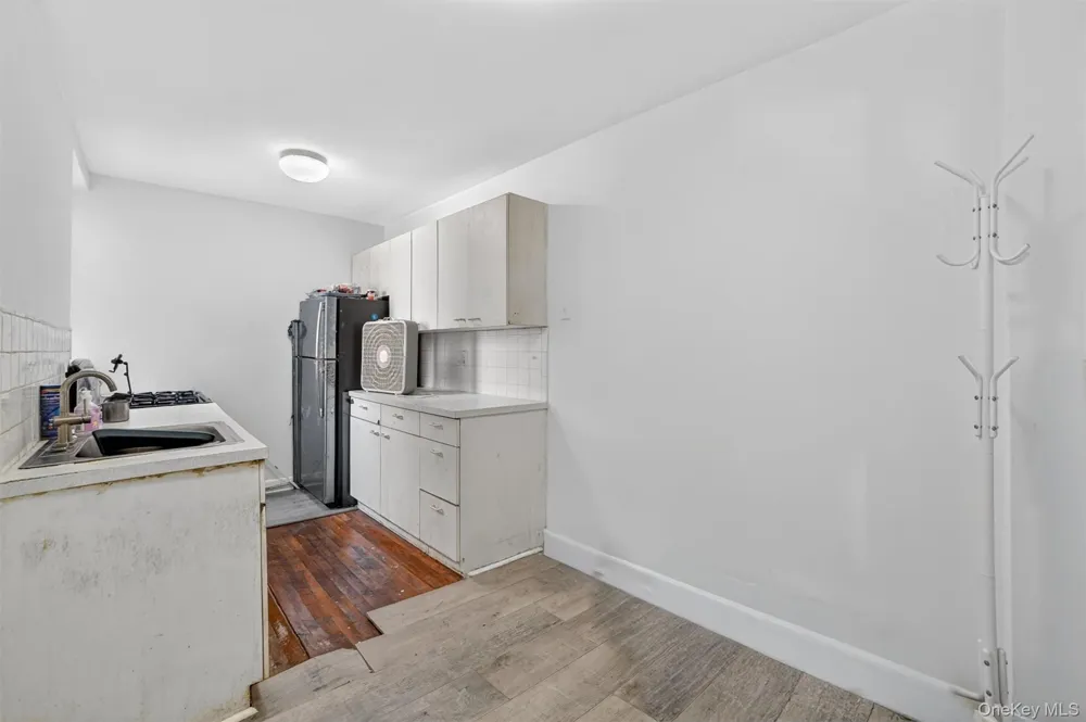 2105 Wallace Avenue #2A Bronx, NY 10462