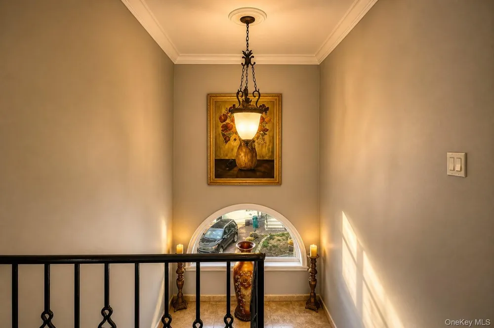 6 Inwood Place New Rochelle, NY 10801