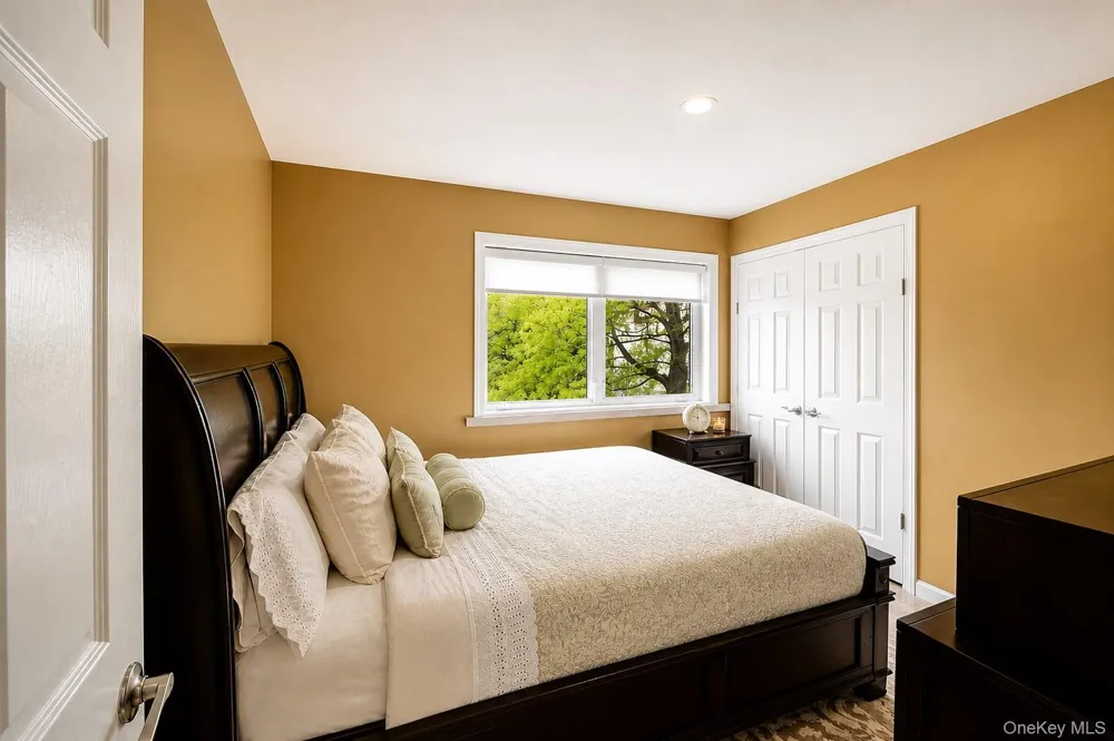 6 Inwood Place New Rochelle, NY 10801