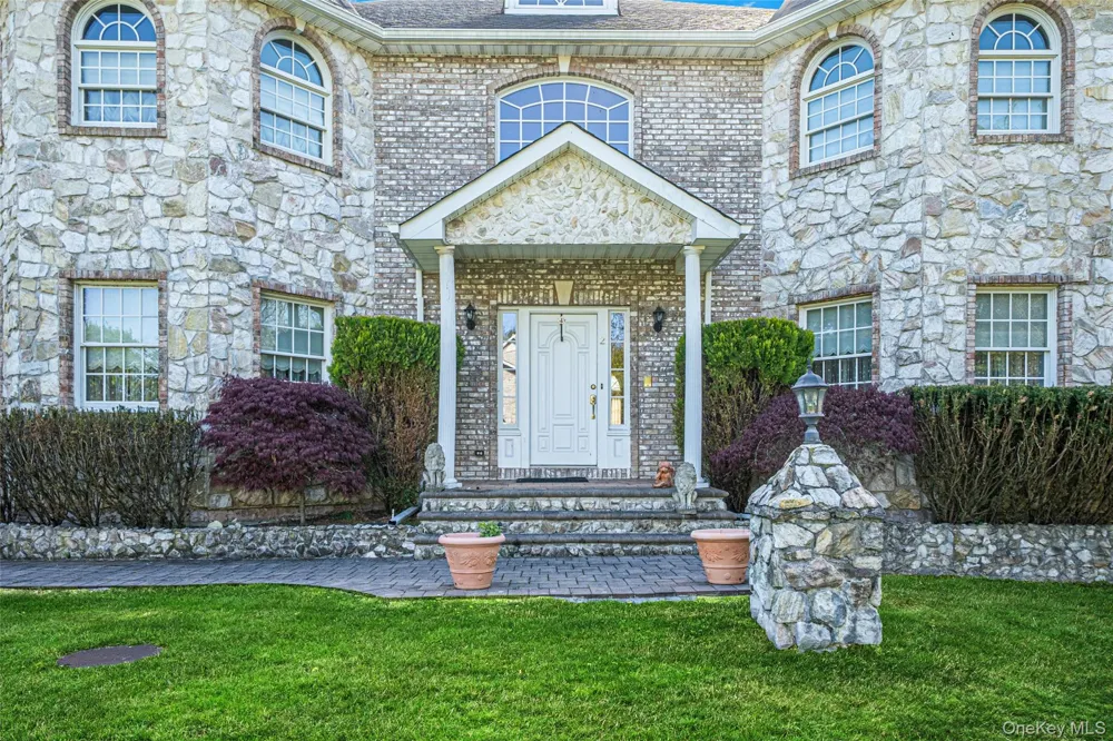 2 Deepwells Lane Saint James, NY 11780