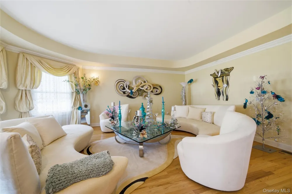 2 Deepwells Lane Saint James, NY 11780
