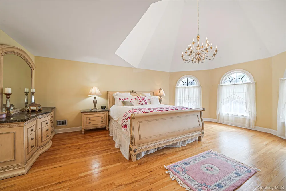 2 Deepwells Lane Saint James, NY 11780