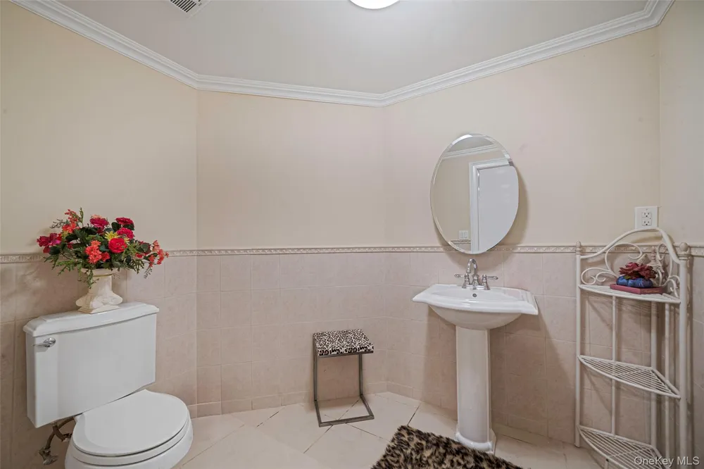 2 Deepwells Lane Saint James, NY 11780