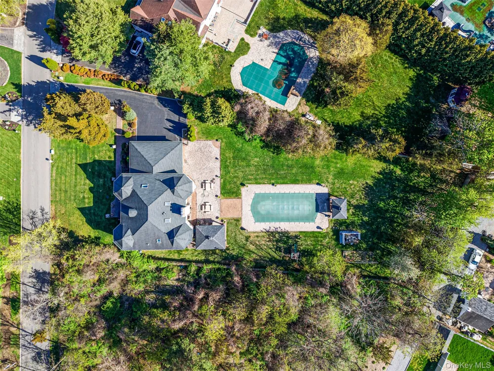 2 Deepwells Lane Saint James, NY 11780