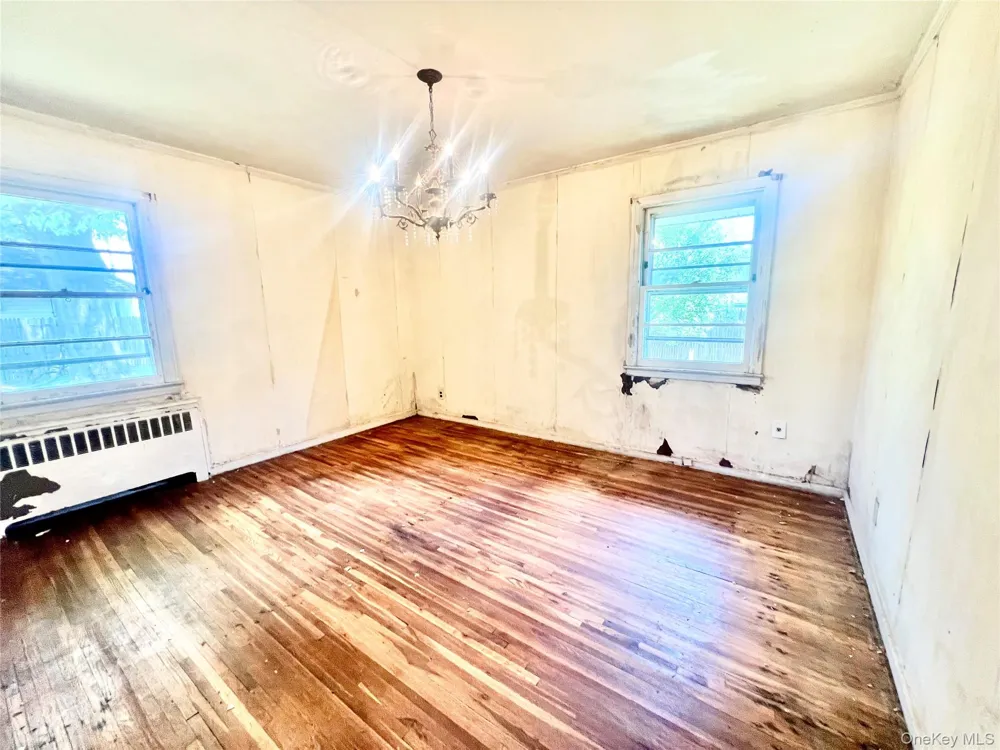 446 Howard Avenue Woodmere, NY 11598