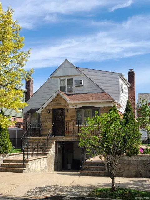6473 Ellwell Crescent #1st Floor