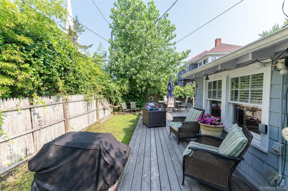 40 Bungalow Walk Ocean Beach, NY 11770