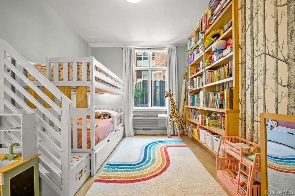 226 50th Avenue #3D Long Island City, NY 11101