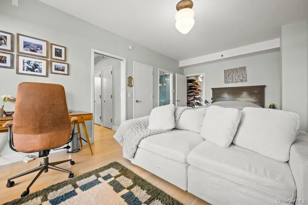 226 50th Avenue #3D Long Island City, NY 11101