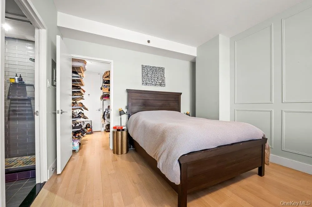 226 50th Avenue #3D Long Island City, NY 11101