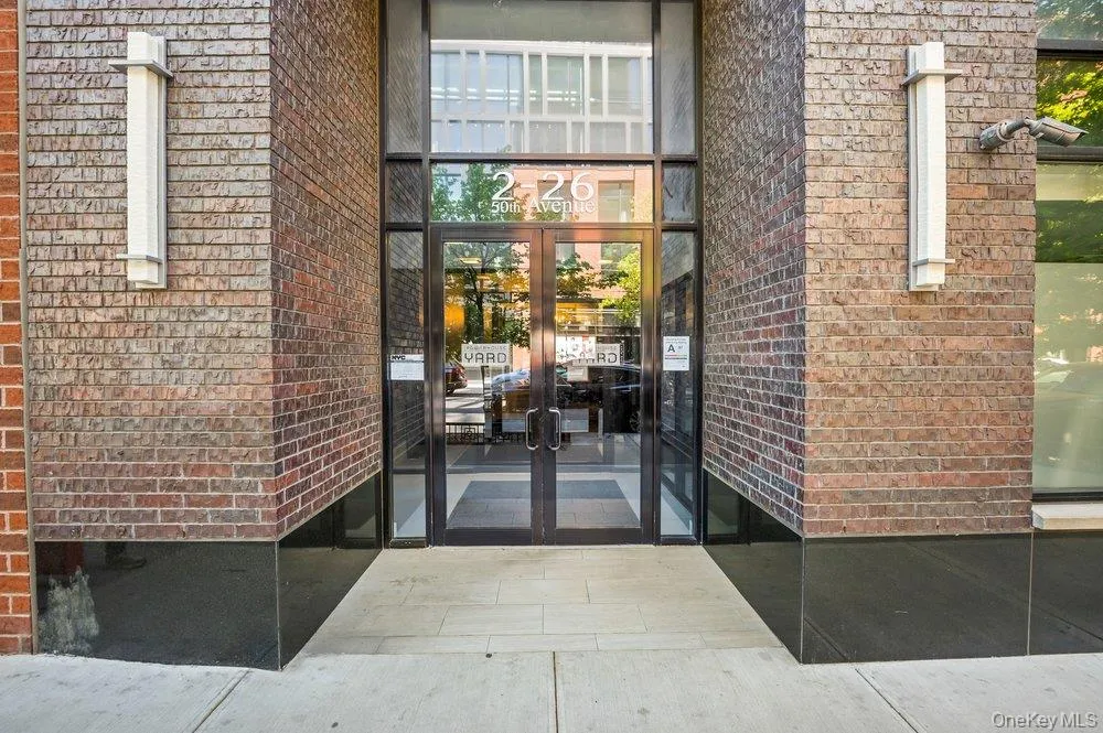 226 50th Avenue #3D Long Island City, NY 11101
