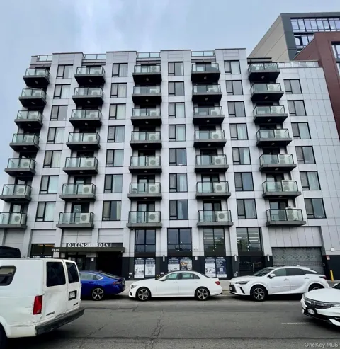 7065 Queens Boulevard #6L