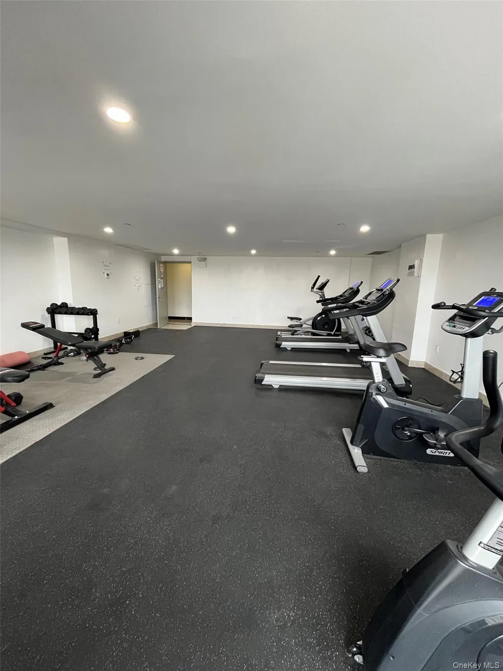 7065 Queens Boulevard #6L Woodside, NY 11377