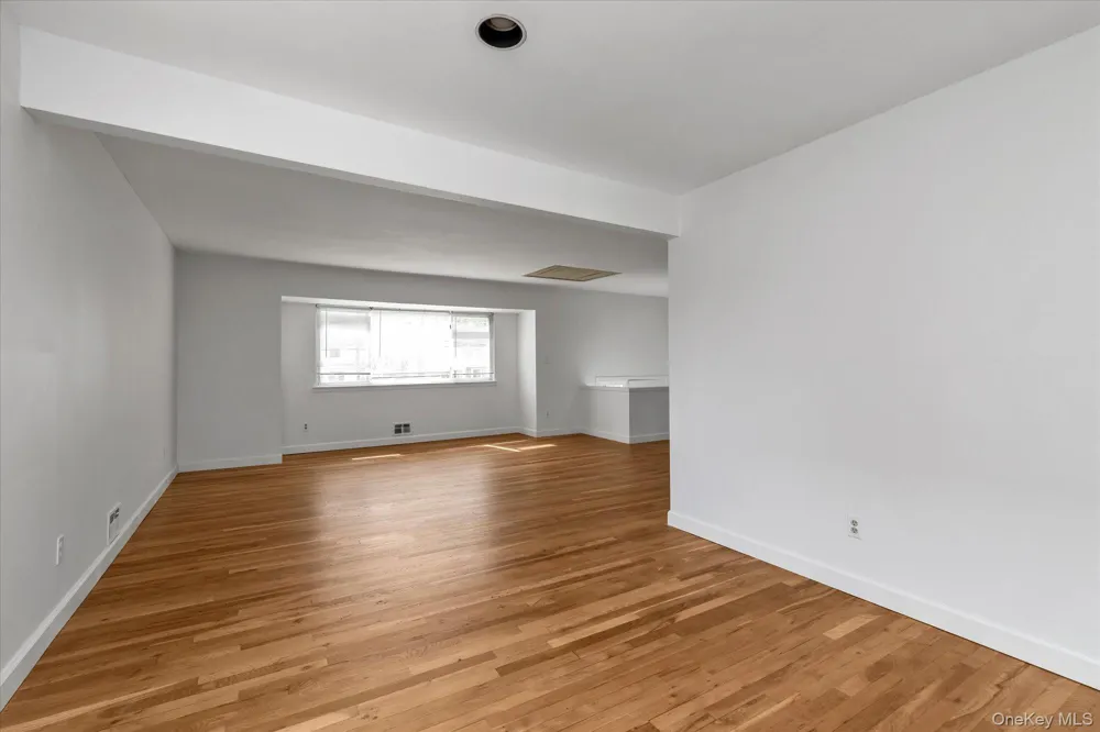 2461 Merrick Avenue Merrick, NY 11566