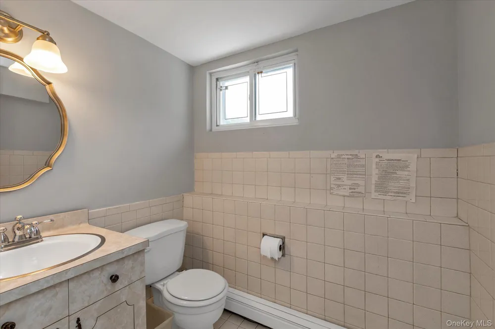 2461 Merrick Avenue Merrick, NY 11566