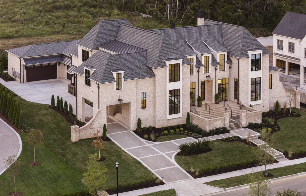 7019 Belcastle Ln College Grove, TN 37046