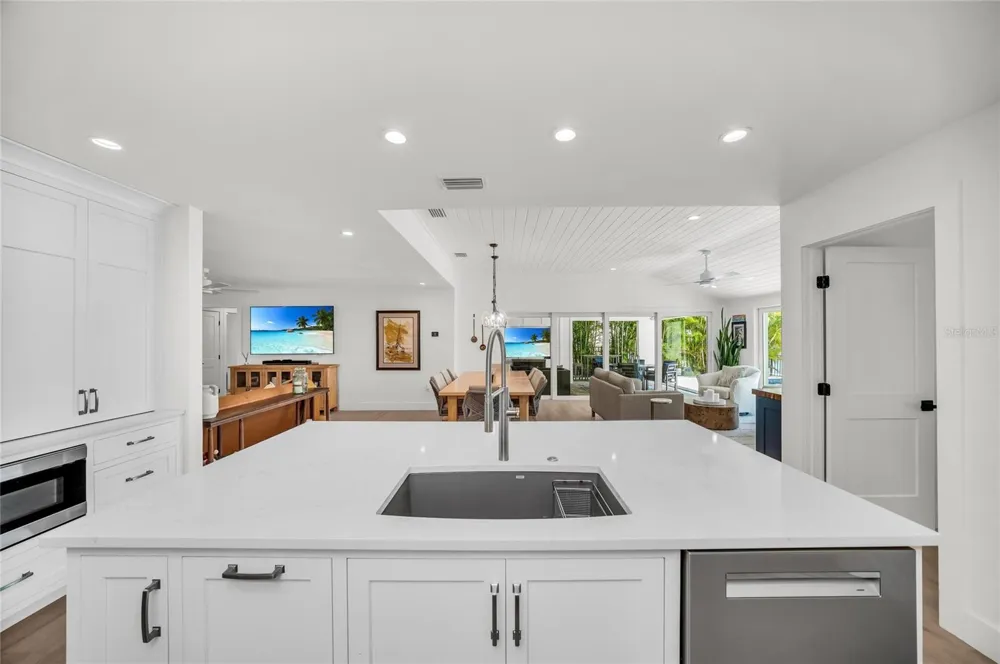501 68TH STREET Holmes Beach, FL 34217