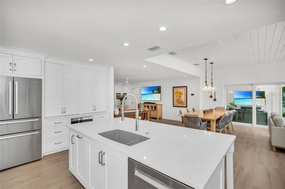 501 68TH STREET Holmes Beach, FL 34217