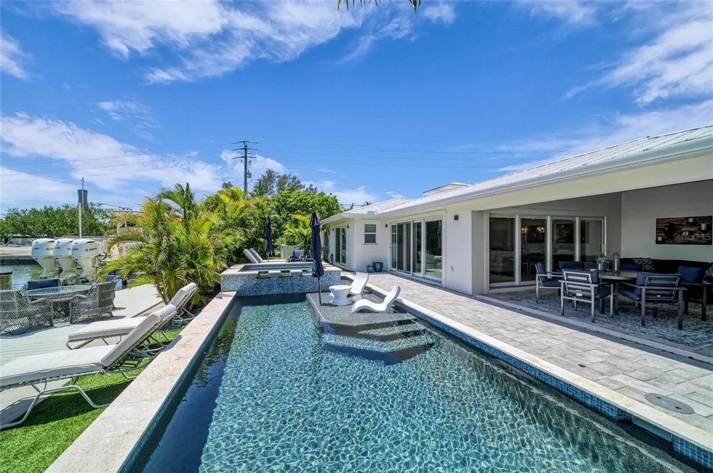 501 68TH STREET Holmes Beach, FL 34217