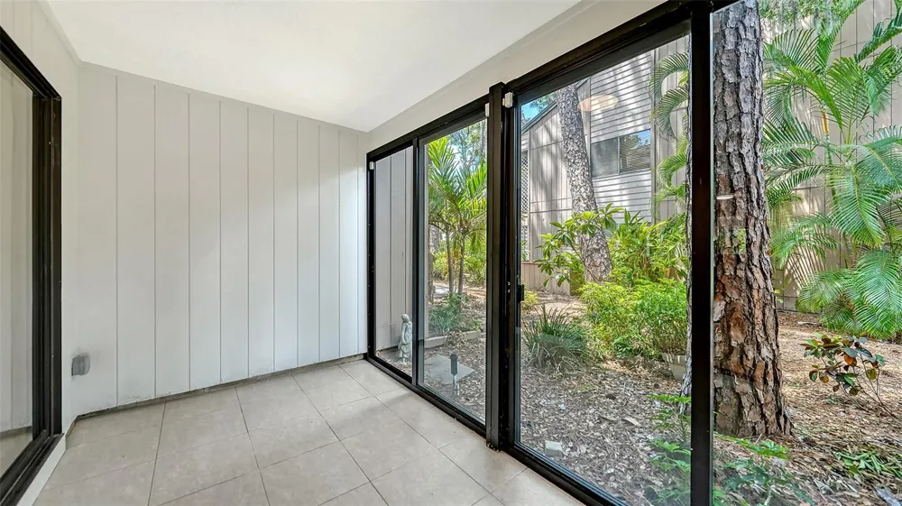 1720 GLENHOUSE DRIVE #326 Sarasota, FL 34231