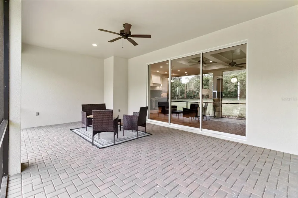 2229 COACHMAN LOOP Lakeland, FL 33812
