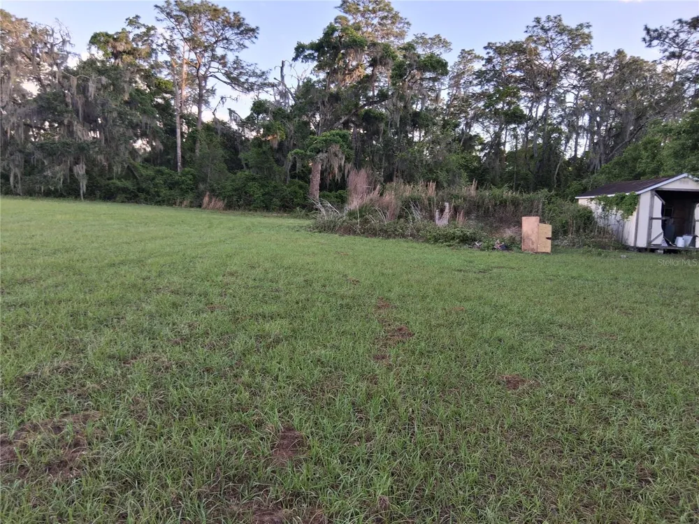 1613 NE 12TH AVENUE Sumterville, FL 33585