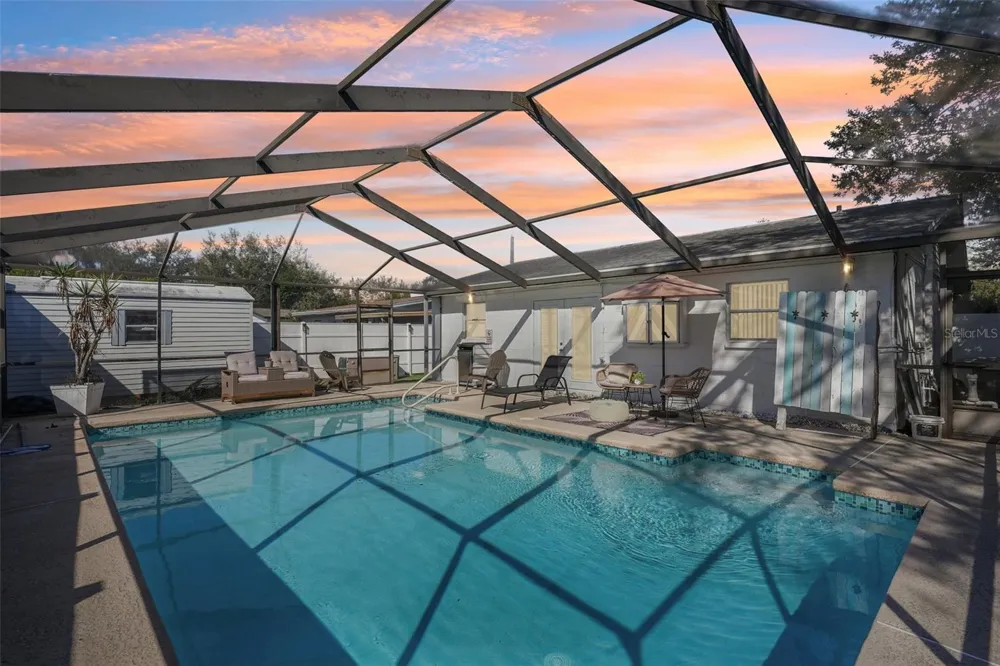 4508 W PEARL AVENUE Tampa, FL 33611