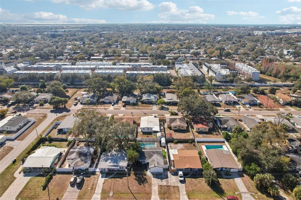 4508 W PEARL AVENUE Tampa, FL 33611