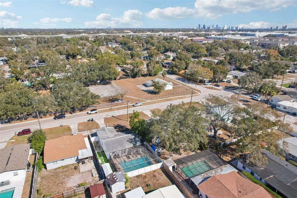 4508 W PEARL AVENUE Tampa, FL 33611